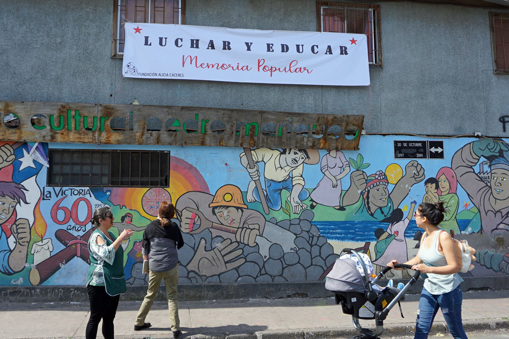 La Victoria – ein Ort zum Leben: Wandbild zum 60-jährigen Bestehen der Siedlung